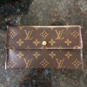 Louis Vuitton Long Wallet
